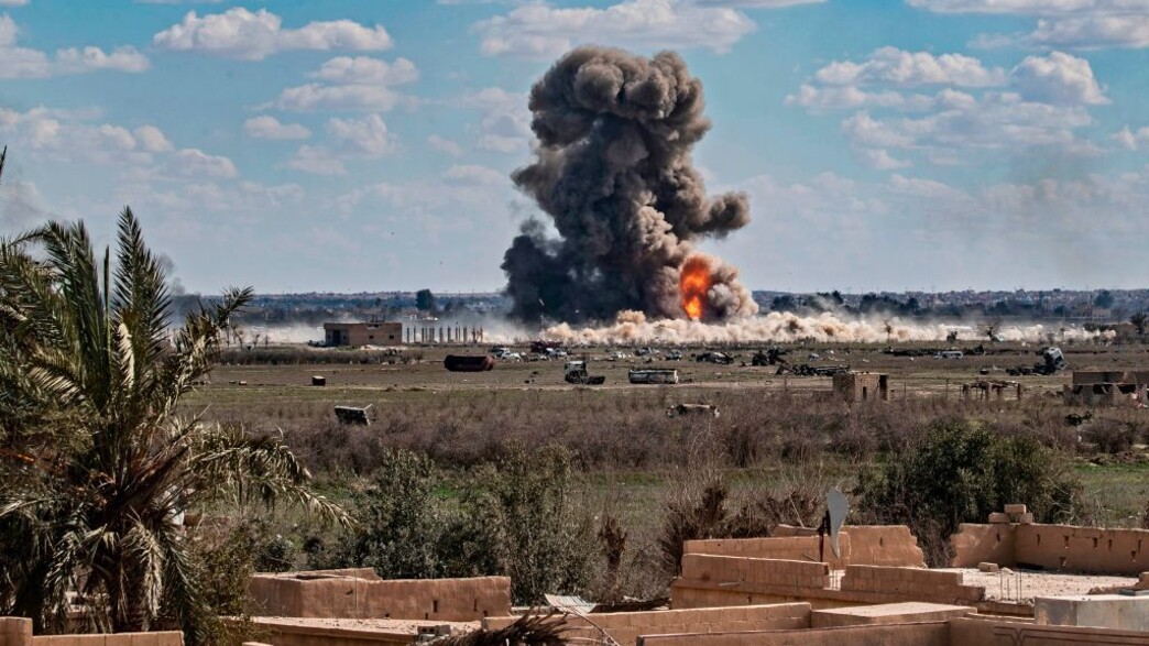 פיצוץ מתחם צבאי בסוריה (צילום: DELIL SOULEIMAN/AFP/GettyImages)