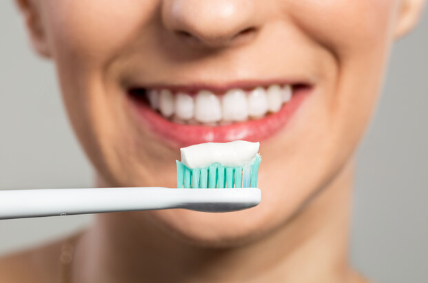 צחצוח שיניים (צילום: didesign021, Shutterstock)