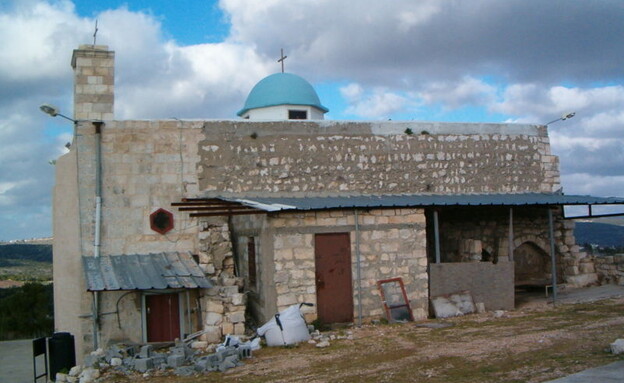 כנסיה איקרית (צילום: עדי רם)