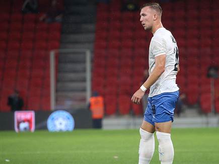 ספג צהוב שימנע ממנו לשחק באיסלנד. קארצב (אודי ציטיאט)