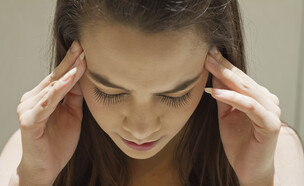 כאב ראש (צילום: אימג'בנק / Thinkstock)