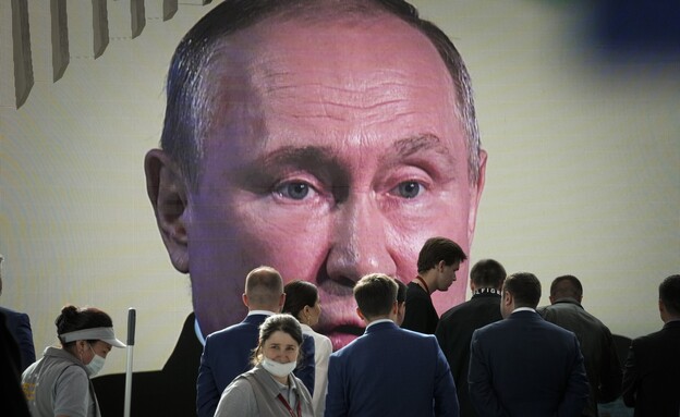 פוטין (צילום: AP Photo/Dmitri Lovetsky)