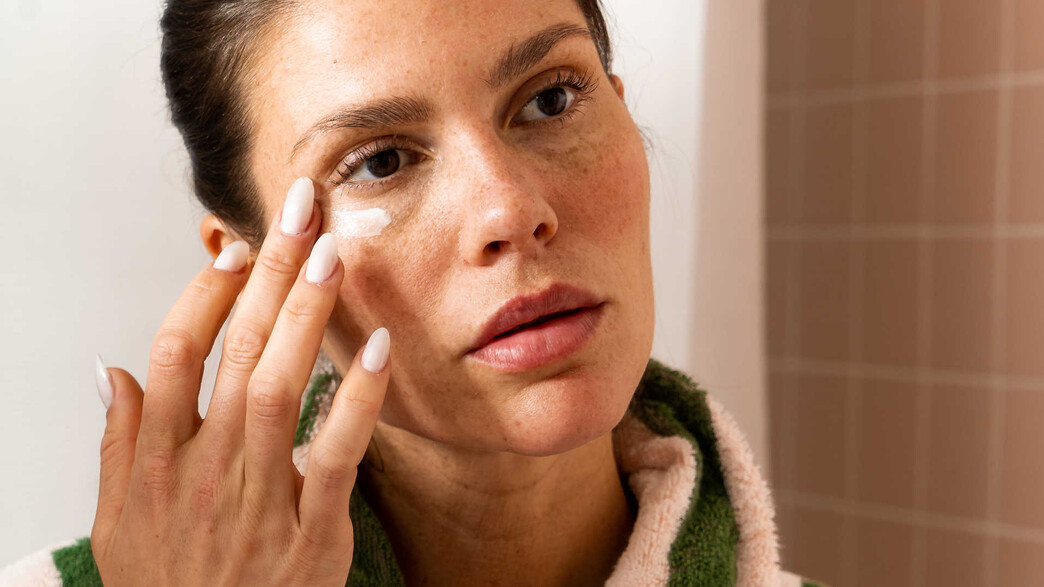 מייבן קרם עיניים מייבן קרם עיניים