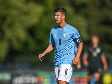 המיר פנדל מוצלח. מדמון (UEFA)