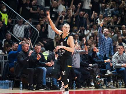 ישאר בפרטיזן? מדר (GETTY) (צילום: ספורט 5) ישאר בפרטיזן? מדר (GETTY) (צילום: ספורט 5)