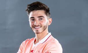 ג'וש קבאלו השחקן הגיי הראשון בכדורגל העולמי (צילום: Mark Brake , GETTYIMAGES)