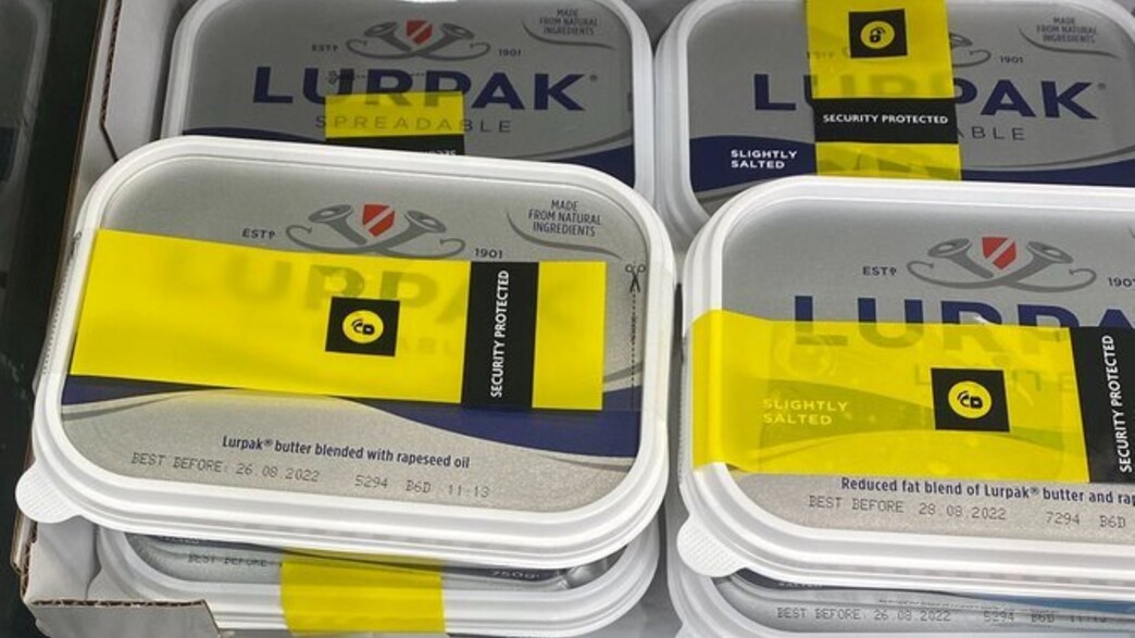 חמאה עם תג נגד גניבה חמאה עם תג נגד גניבה