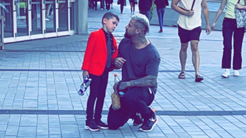 דה וויקנד והמעריץ דה וויקנד והמעריץ