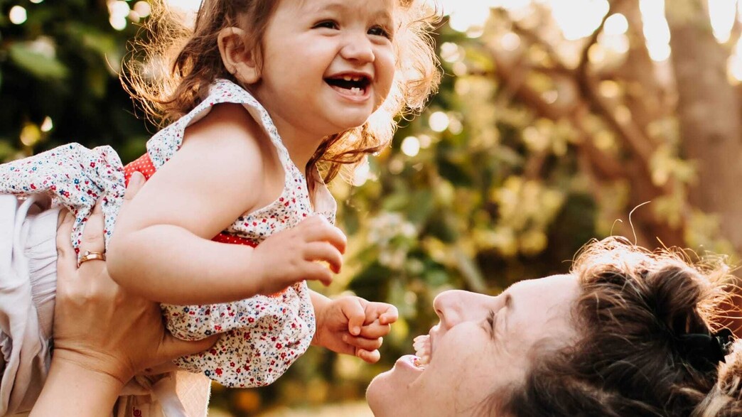 דנה וקנין גנאל ובתה עמליה