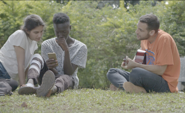אמיר, סמואל ותמר בצילומי "הומבויז" ברואנדה (צילום: עומר לוטן)