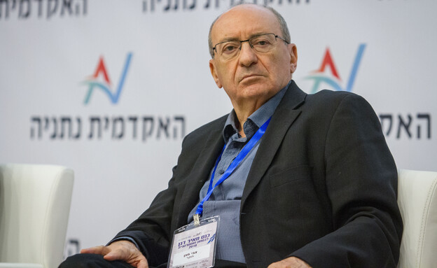 צבי מגן, שגריר ישראל ברוסיה לשעבר  (צילום: Meir Vaaknin, Flash90)