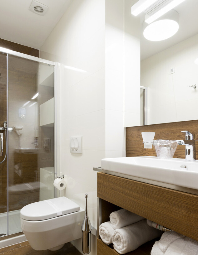 מקלחת במלון מקלחת במלון