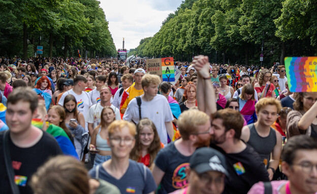 מצעד הגאווה בברלין 2022  (צילום: Christian Ender, GettyImages)