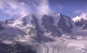 קרחונים נמסים באלפים (צילום: Reuters)