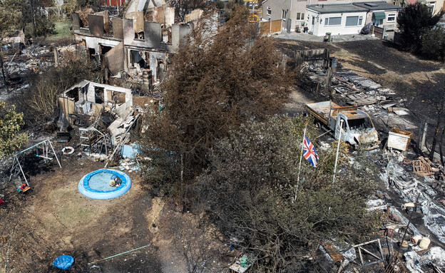 נזקי שריפה בפרבר של לונדון, אנגליה, יולי 2022 (צילום: Getty Images)
