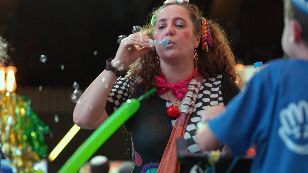 ענת טל-קטלב, ענת טל, ליצנית רפואית, שמחה לילד