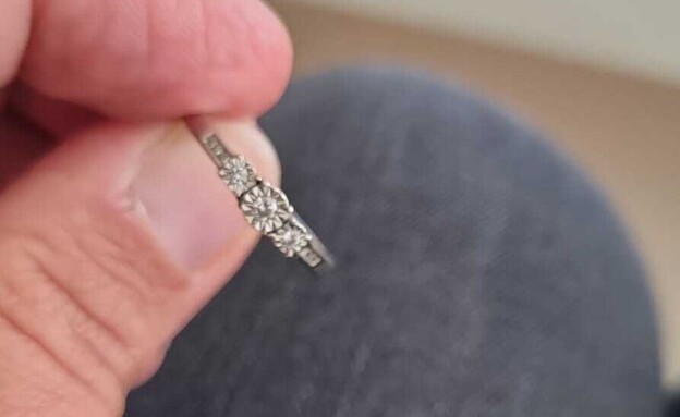 טבעת האירוסים של אינסה  (צילום: איתי דגן )