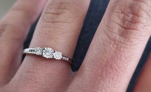 טבעת האירוסים של אינסה  (צילום: פרטי)