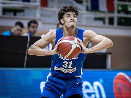 משחק חלש בסטנדרטים שלו. יעקב (FIBA)