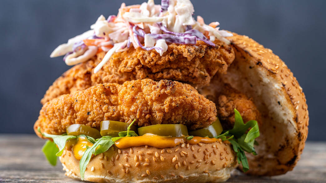 מנת קריספי צ'יקן בבורגר סאלון מנת קריספי צ'יקן בבורגר סאלון