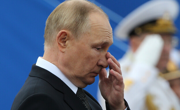 נשיא רוסיה פוטין משתתף במצעד חיל הים (צילום: Getty Images)