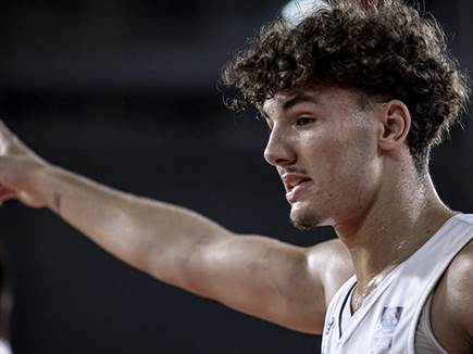 נגיעה מהיסטוריה. יעקב (FIBA)