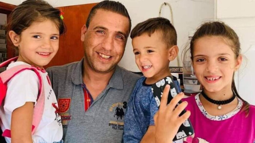 איה בת ה-9 הצילה את שני אחיה הקטנים משרפה ונפצעה ק איה בת ה-9 הצילה את שני אחיה הקטנים משרפה ונפצעה ק