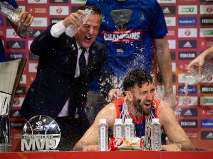 ( Aitor Arrizabalaga/Euroleague Basketball via Getty Images) (צילום: ספורט 5)