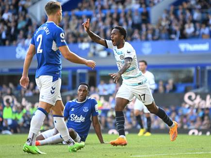 סטרלינג. הרבה להחמיץ (Getty)