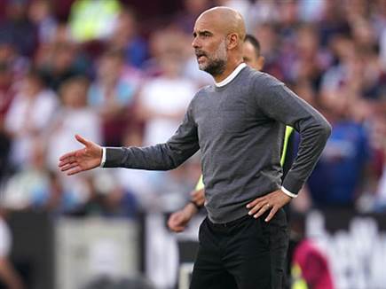 לא היה מרוצה מהמחצית הראשונה. פפ (GETTY)