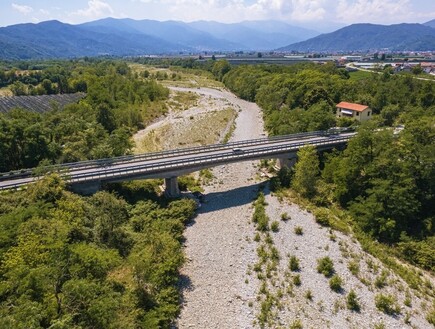 בצורת באירופה, נהר פו באיטליה יבש מתמיד (צילום: MikeDotta, shutterstock)