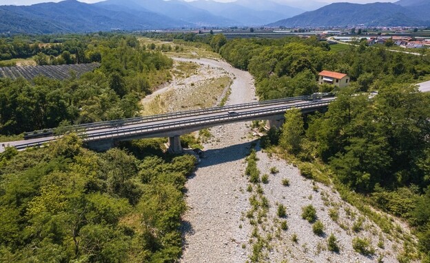 בצורת באירופה, נהר פו באיטליה יבש מתמיד (צילום: MikeDotta, shutterstock)
