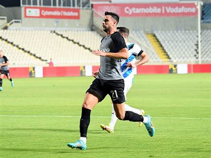 ודין דוד סבל מיום רע בחלק הקדמי (מכבי חיפה, רשמי)