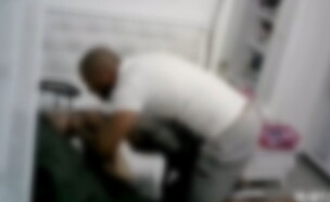 האישה שהוכתה על ידי בעלה