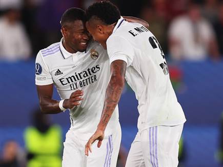 אלאבה חגג ראשון (Getty)