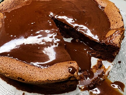 עוגת סופלה שוקולד פרוסה