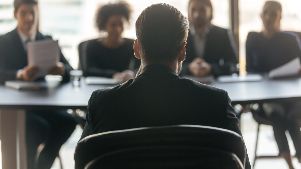 שיחת שימוע (הנהלה מול עובד) שיחת שימוע (הנהלה מול עובד)