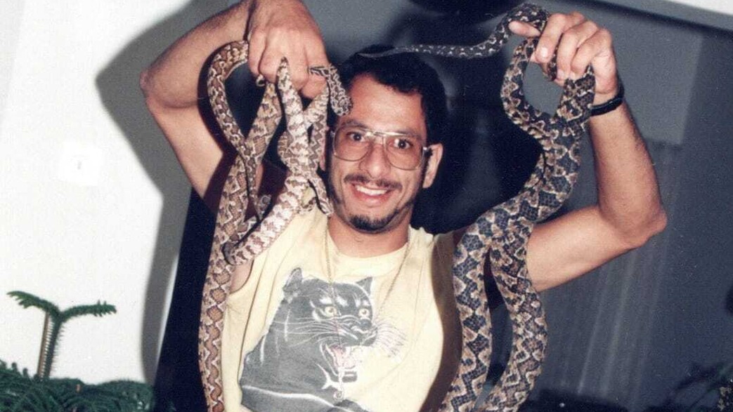 יעקב סלע - חצי אדם חצי נחש