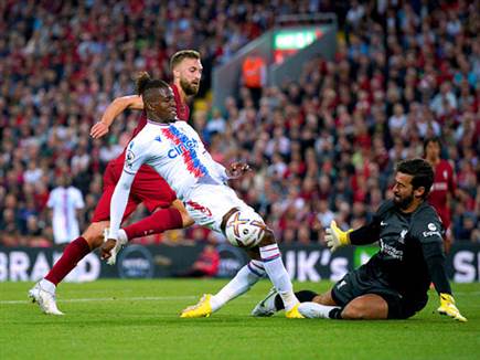 משחק טוב שלו הערב. זאהא (GETTY)