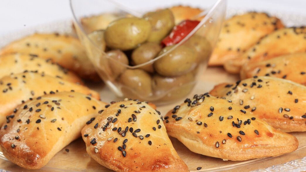 כיסונים עם גבינה וזיתים, אביבה פיבקו