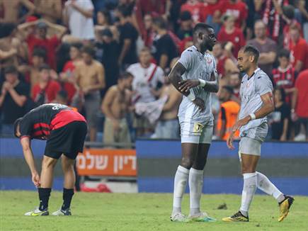 חלוקת נקודות בסיום (צילום: דני מרון)