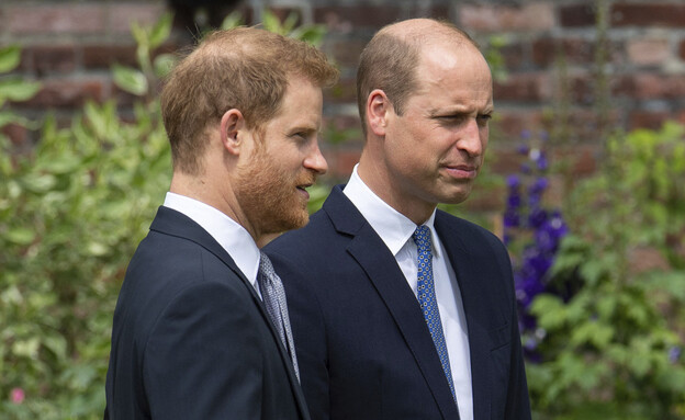משפחת המלוכה: הנסיך וויליאם והנסיך הארי (צילום: ap)