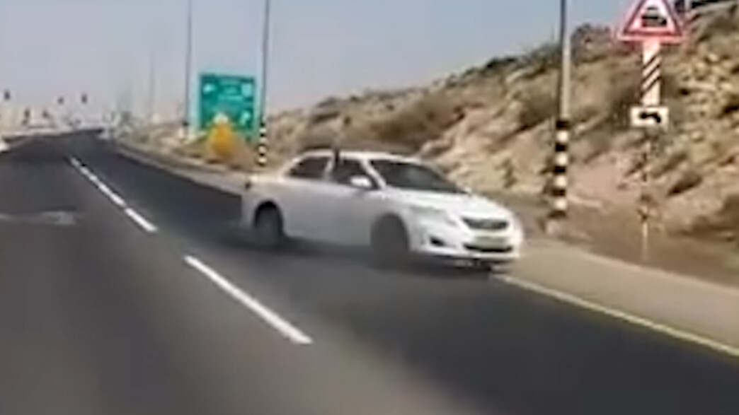 השתולל בכביש בדרך לחתונה וסיכן חיי אדם (צילום: רכבים ערבים בישראל)