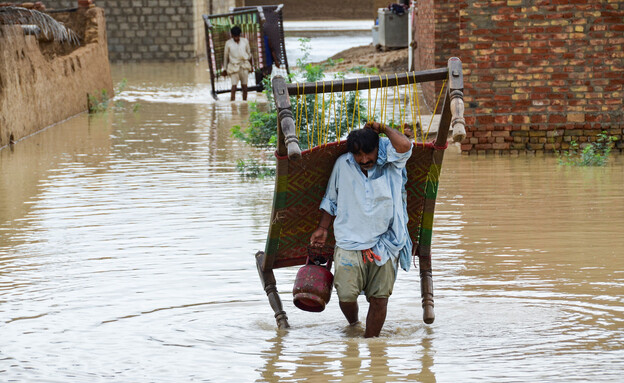 שטפונות בפקיסטן (צילום: רויטרס)