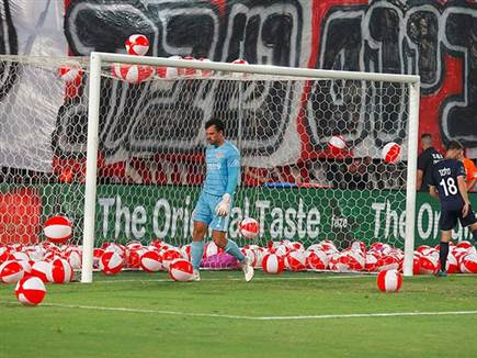 מרינוביץ' מאוכזב (אלן שיבר)