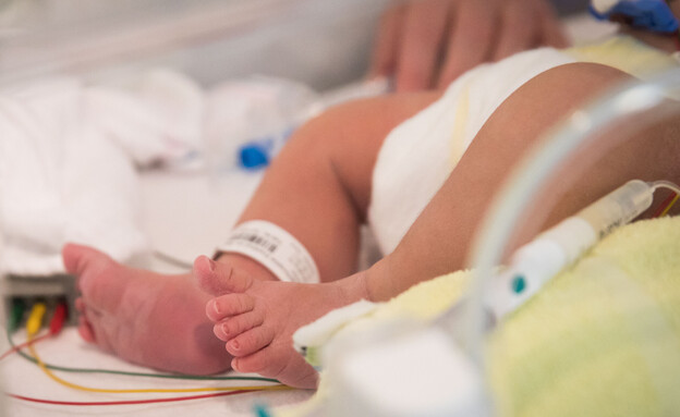 תינוקת בבית חולים, אילוסטרציה (צילום: getty images)