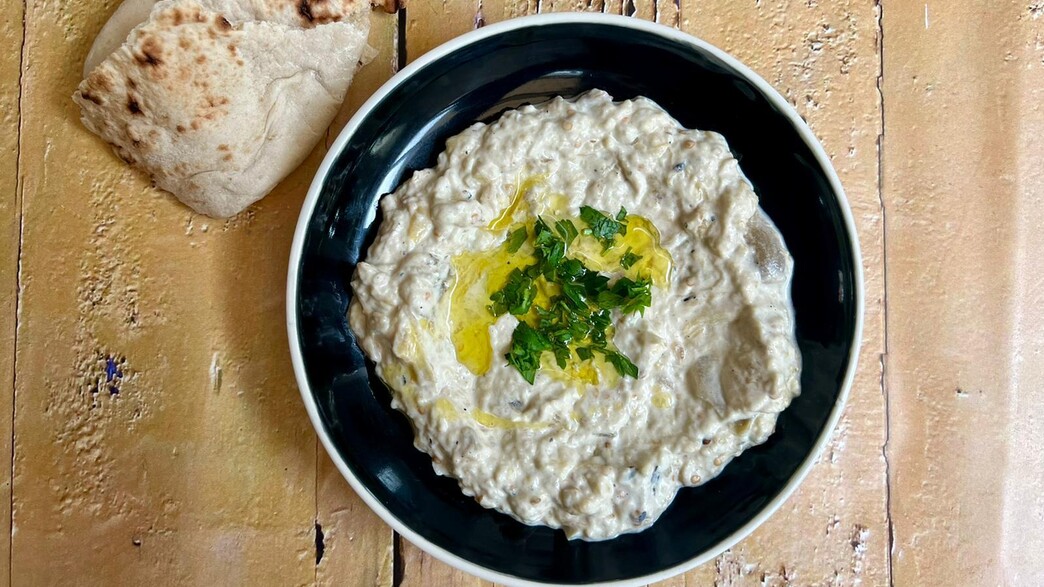 סלט חצילים בטחינה