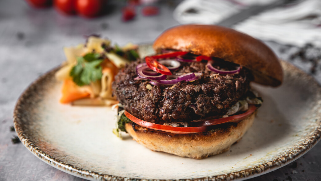 המבורגר חמישה תבלינים – עומר שיש המבורגר חמישה תבלינים – עומר שיש