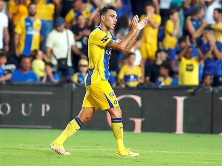 ערן זהבי שבר את הקרח (צילום: אלן שיבר)