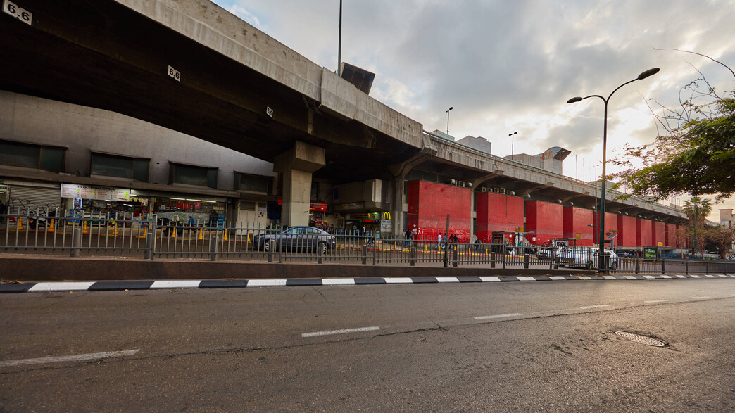 תחנה מרכזית תל אביב (צילום: shutterstock-rasika108)